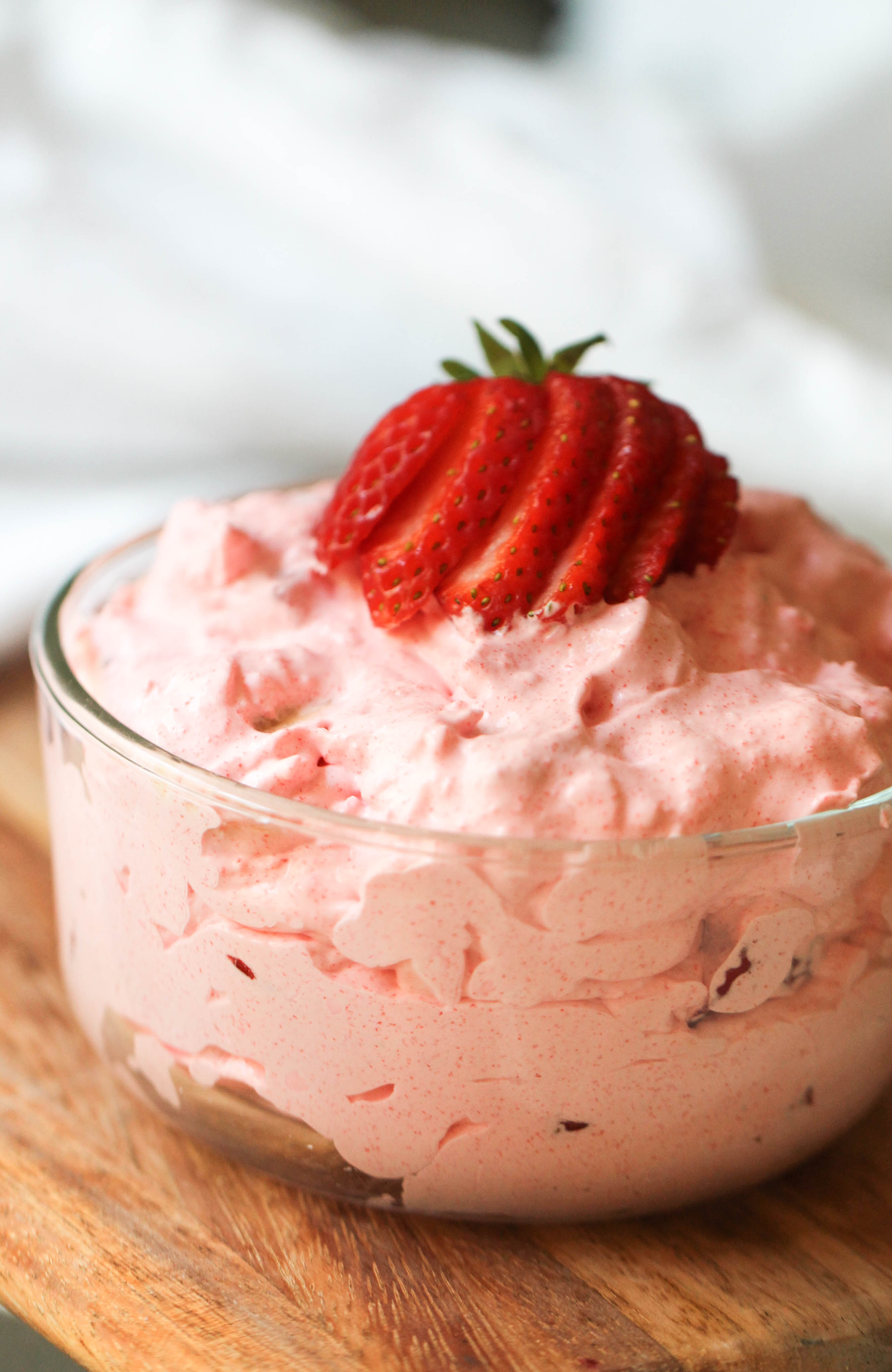 5 Minute Strawberry Jello Salad Recipe