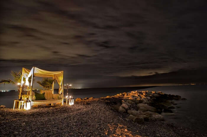 A romantic setup in Plaka in Greece