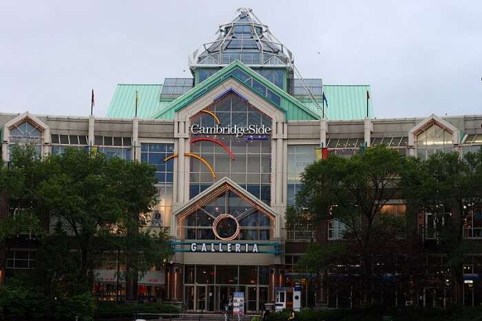 Cambridge Side Galleria