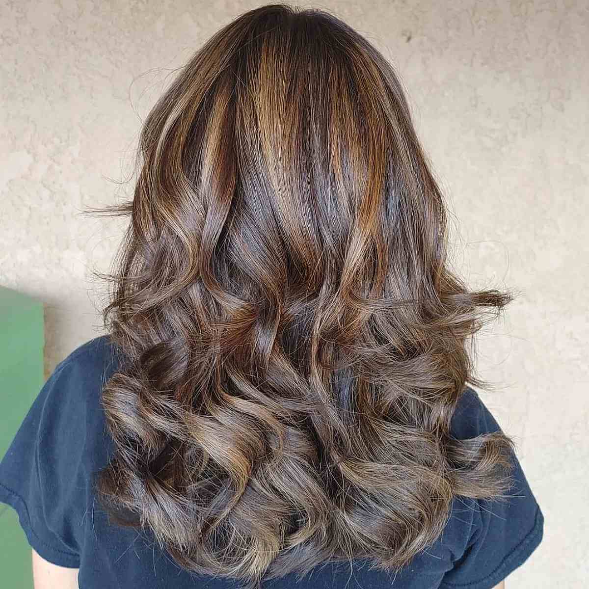 Tousled Mid-Length Balayage Hairstyle
