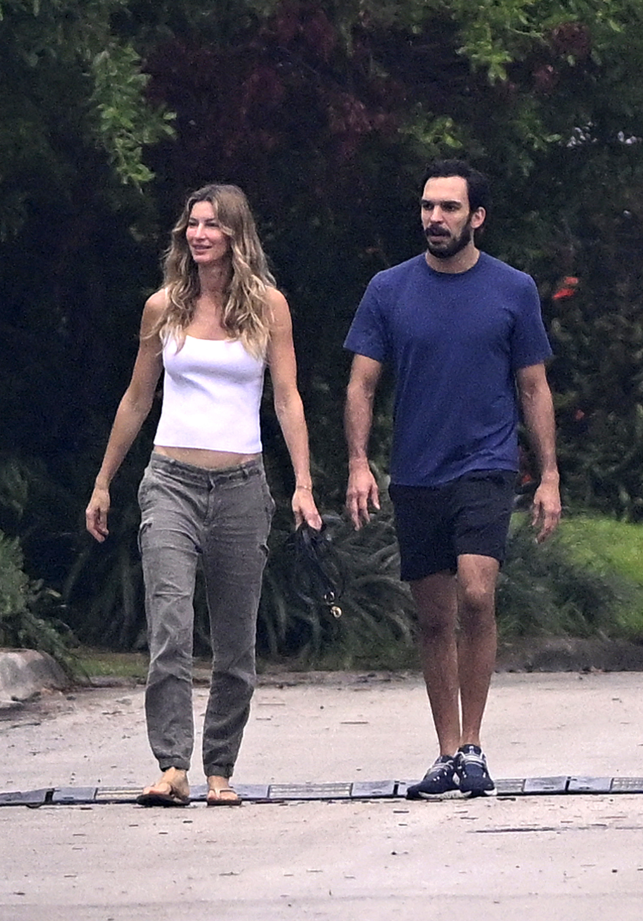 Gisele Bundchen Pregnant