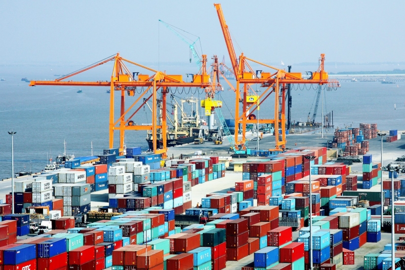 Tình hình đầu tư xây dựng và phát triển hệ thống cảng biển