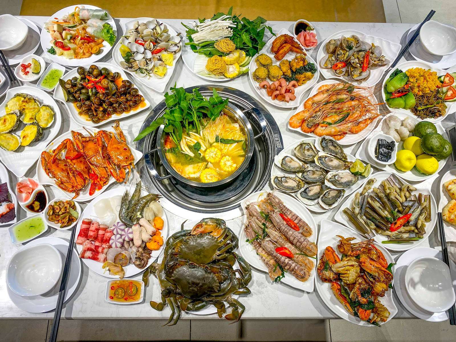 Buffet hải sản Hà Nội: TOP 25 nhà hàng ngon - tươi - sạch
