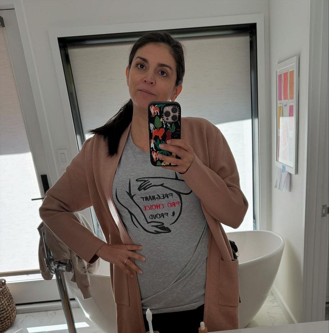 Pregnant Celebrities 2024: Pregnancy Announcements