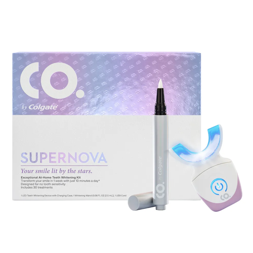 GLO Amazing Bright White Smile At-Home Teeth Whitening Device
