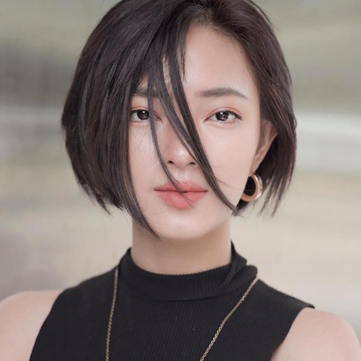 Tóc bob tỉa layer ngang vai đẹp tự nhiên 