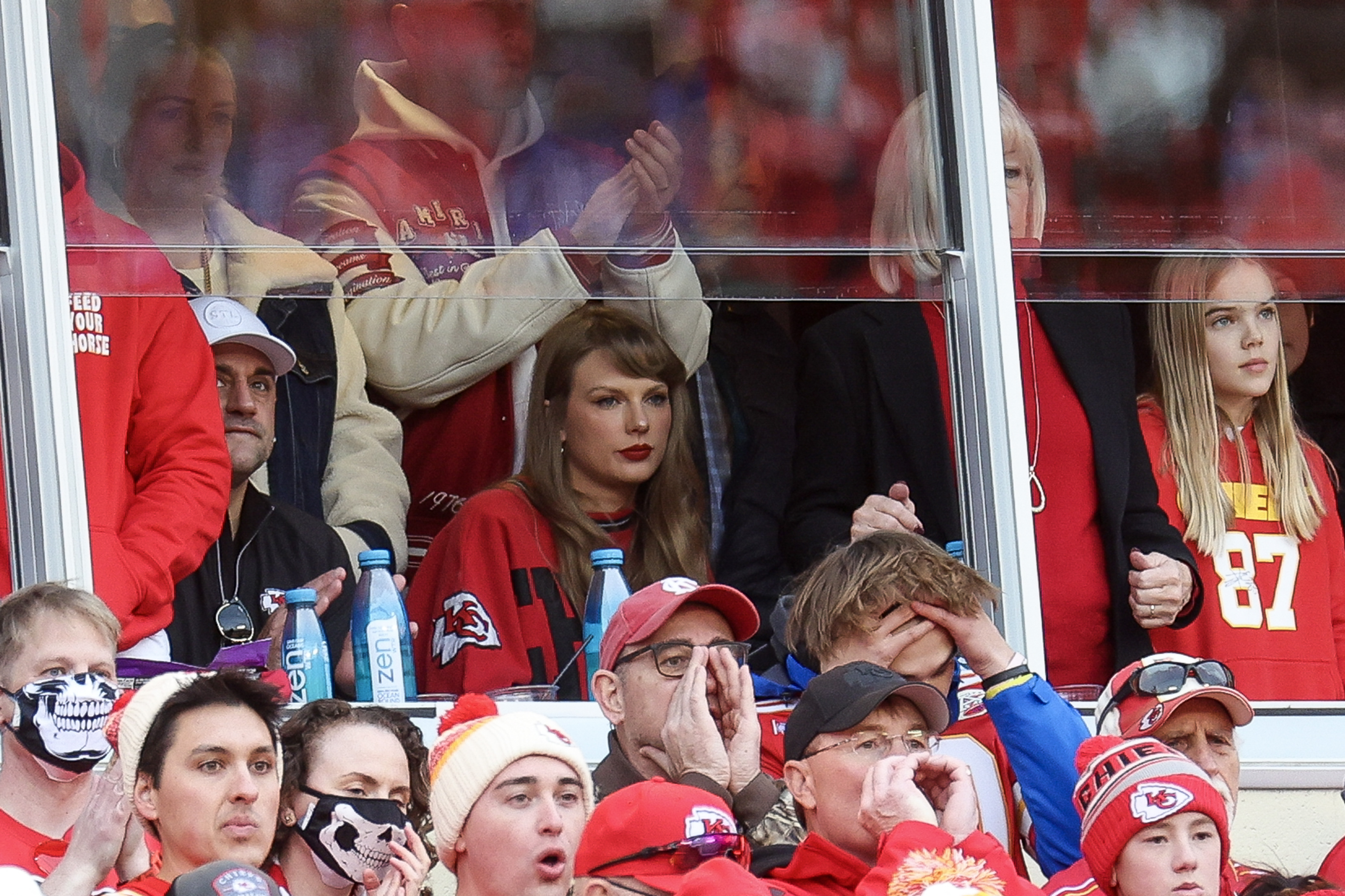 Taylor Swift and Travis Kelce's Dating Timeline, Romance Updates