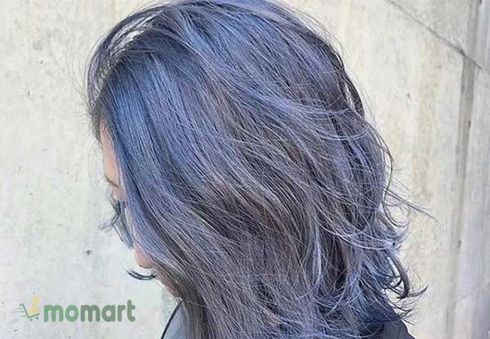 Xanh khói là màu tóc cực kỳ cá tính trong bảng màu
