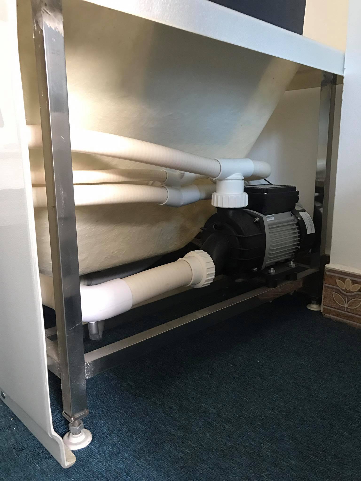 khung-chan-bon-tam-tot-nhat